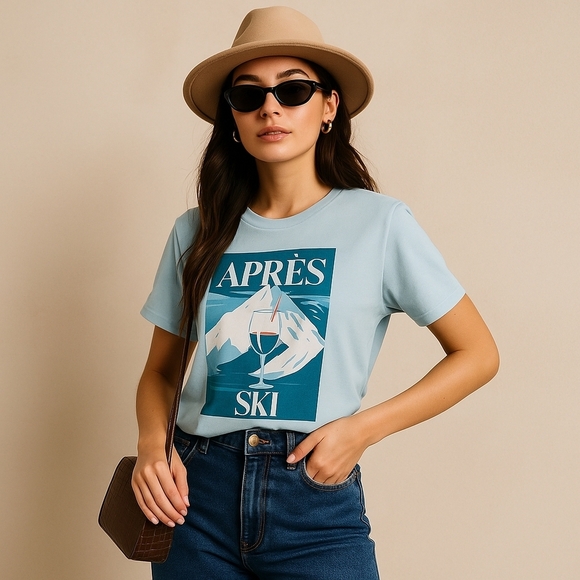 Wildfox Après Cocktail Ryan Tee - Baby Blue - Various Sizes - NWT - Picture 1 of 5
